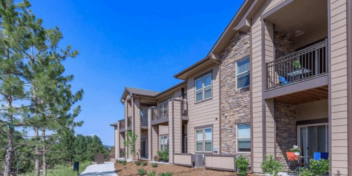 Castle Rock Apartments Sell for 16.5M Mile High CRE