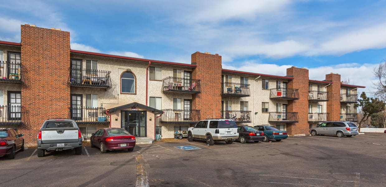 Sale of Two Apartment Communities in Aurora Shows Continued Demand