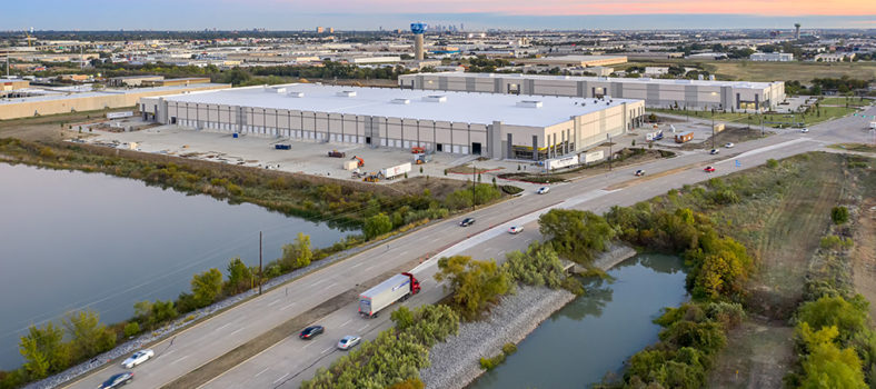 Amazon to Build Huge Distribution Center at Colorado